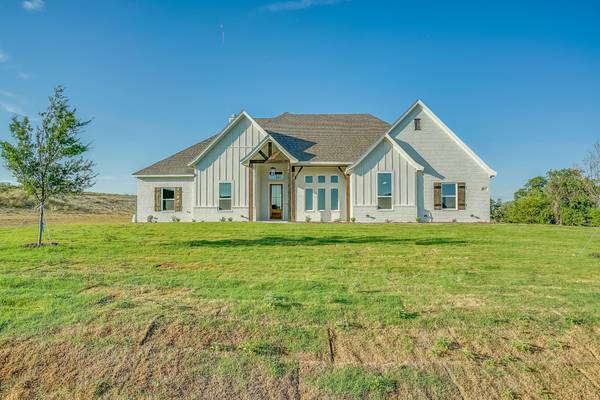 204 Harvard Lane, Springtown, TX 76082