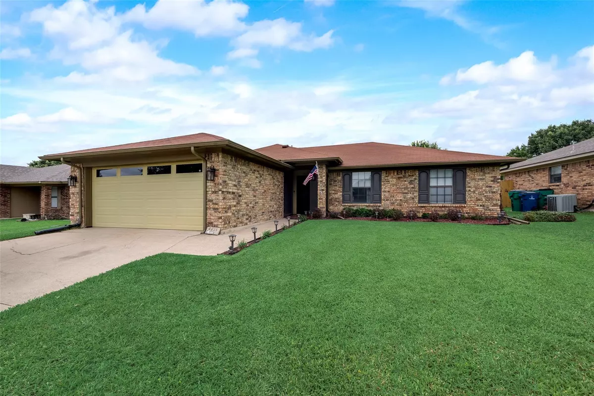 Watauga, TX 76148,6625 Willow View Drive