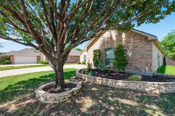 Grand Prairie, TX 75051,1727 Ridgemar Drive