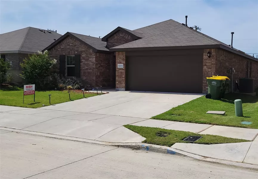 10214 Fort Brown Trail, Crowley, TX 76036