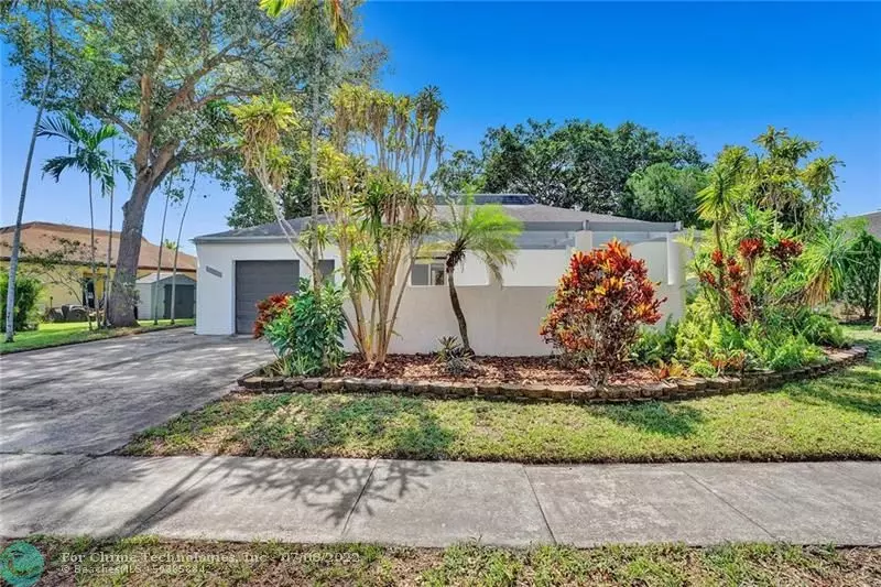 4962 SW 95th Ave, Cooper City, FL 33328