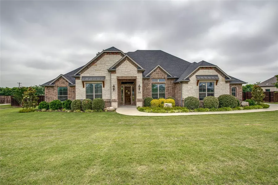 113 Vail Lane, Waxahachie, TX 75167