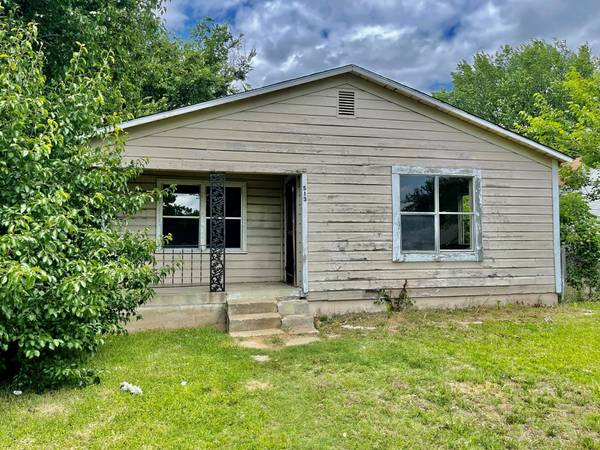 513 E Washington Street, Denison, TX 75021