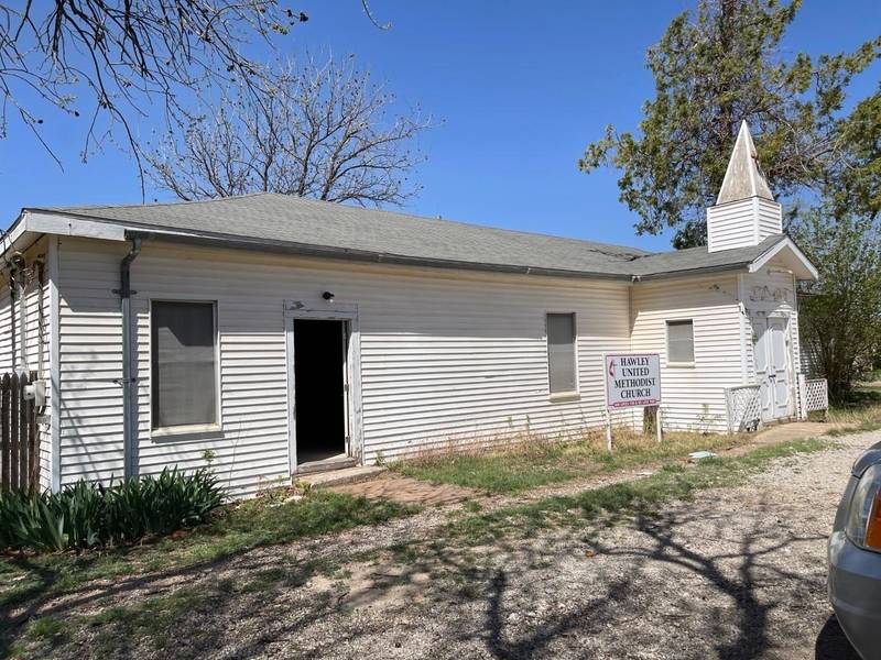 325 4th Street, Hawley, TX 79525