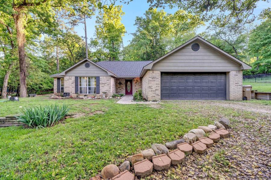 150 Lakeside Cove, Holly Lake Ranch, TX 75765