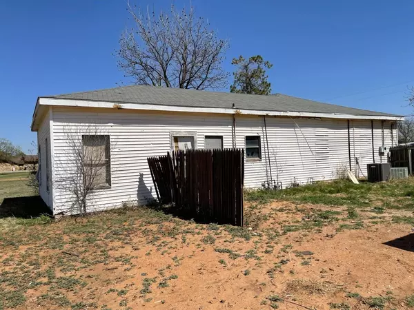 Hawley, TX 79525,325 4th Street