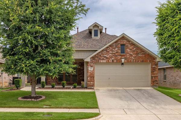 645 Minkel Drive, Crowley, TX 76036