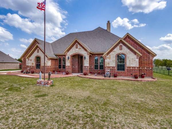 104 Mitch Court, Boyd, TX 76023