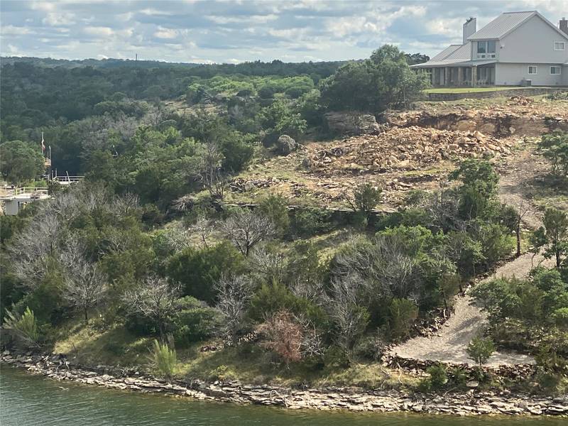 1040 Bluff Creek Point, Strawn, TX 76475