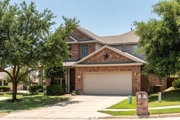 3916 Yarberry Court, Fort Worth, TX 76262