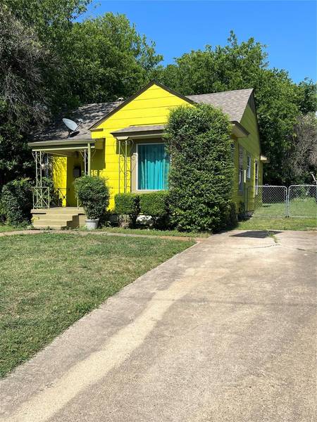 3221 Willing Avenue, Fort Worth, TX 76110