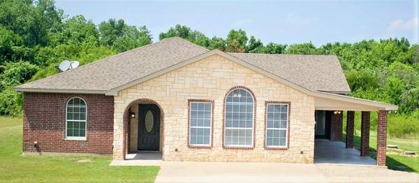 1104 Eagles Way, Springtown, TX 76082