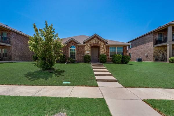 1778 Pioneer Way, Lancaster, TX 75146