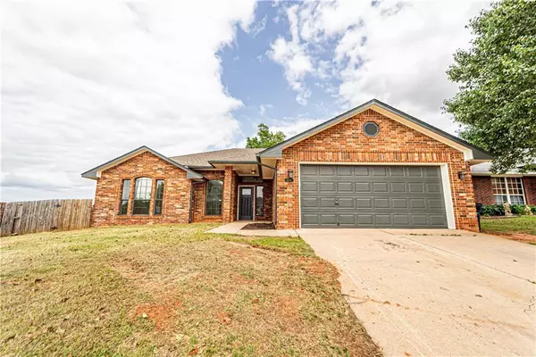 2106 Fairway Drive, Purcell, OK 73080