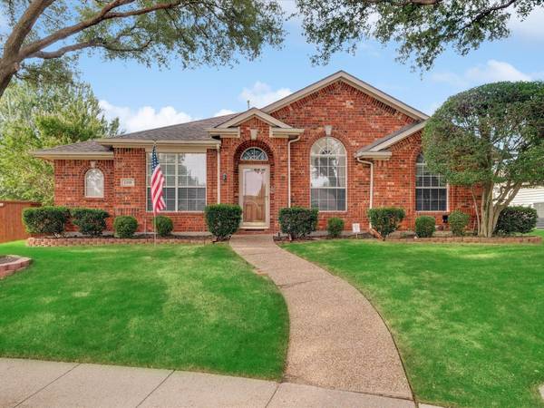 1208 Marina Court, Lewisville, TX 75067