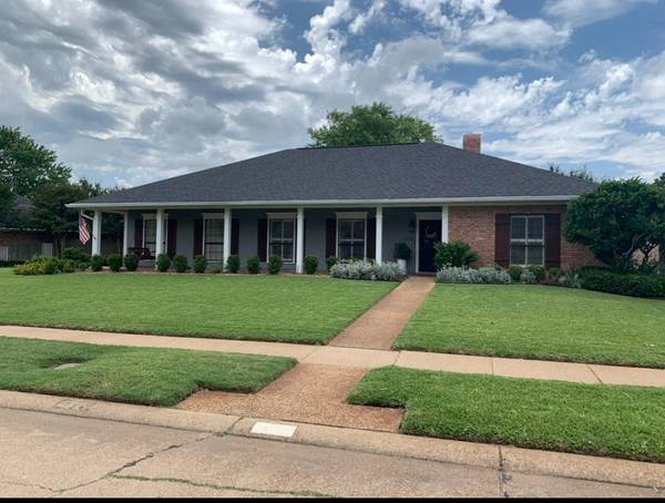 7716 Southfork Drive, Shreveport, LA 71105