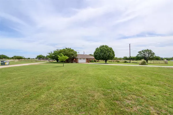 Justin, TX 76247,8762 Blair Road