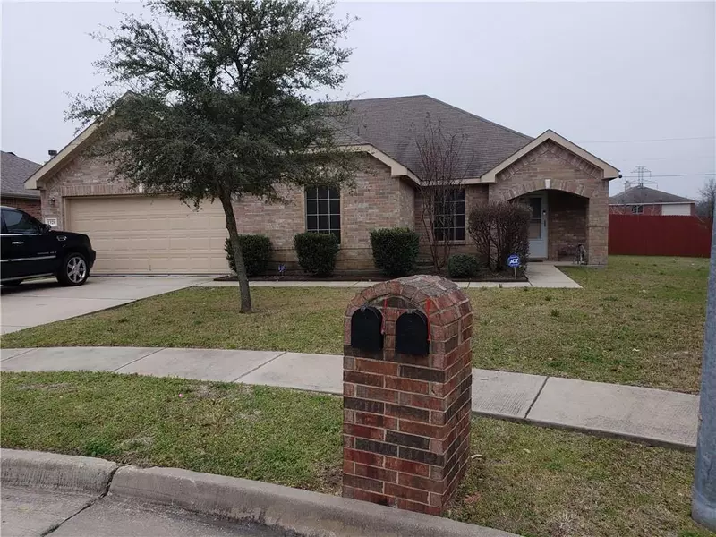 1320 Divine Drive, Lancaster, TX 75146