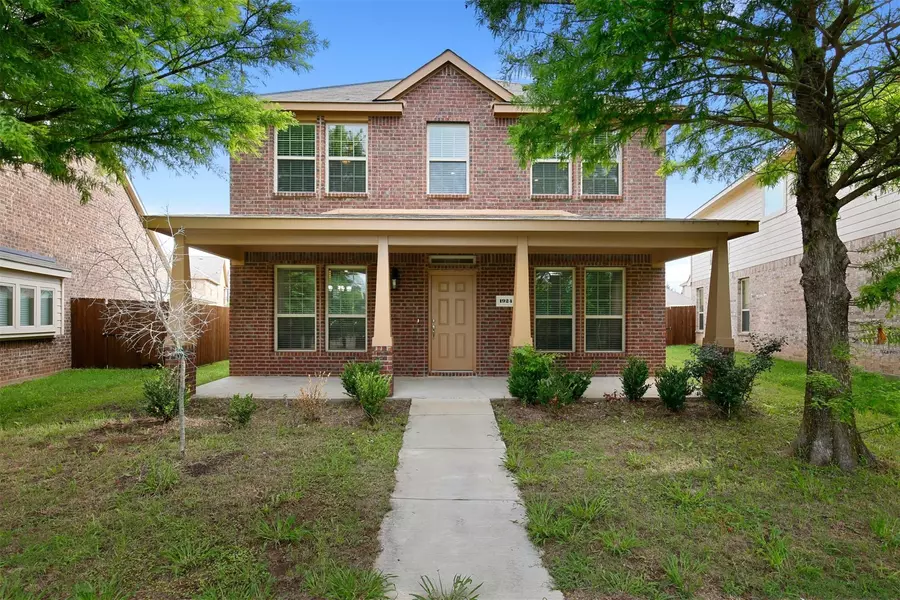 1924 Parkside, Lancaster, TX 75146