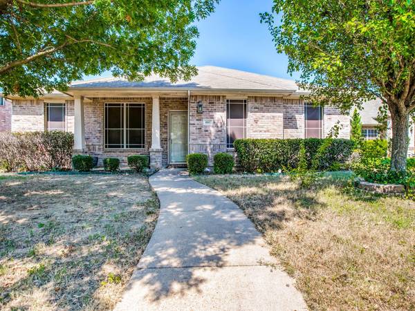 607 Zollman Court, Lancaster, TX 75146