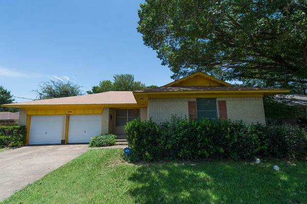 809 W Main Street, Lancaster, TX 75146