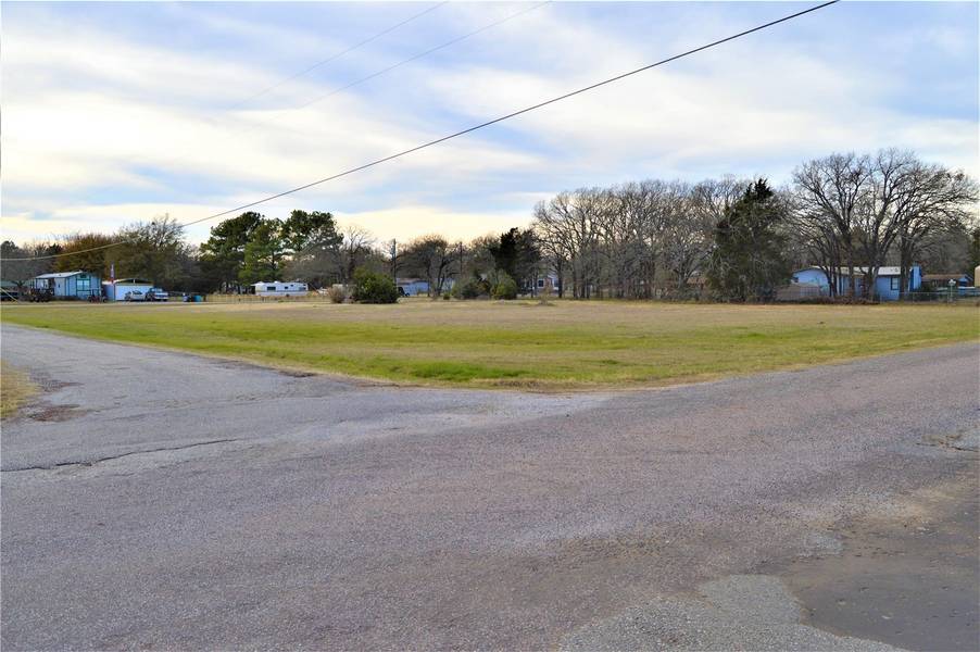 TBD Southern Oaks Drive, Streetman, TX 75859