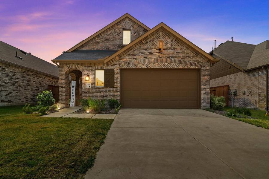 3909 Rochelle Lane, Heartland, TX 75126