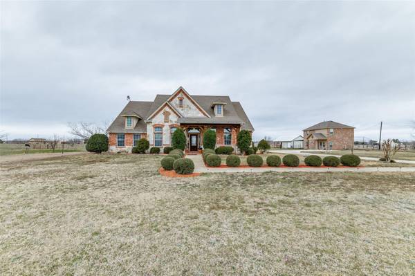 10594 County Road 2462, Terrell, TX 75160