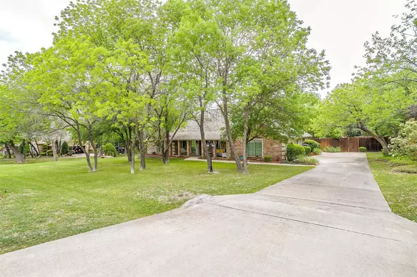 Fort Worth, TX 76135,6300 Rainbow Trail