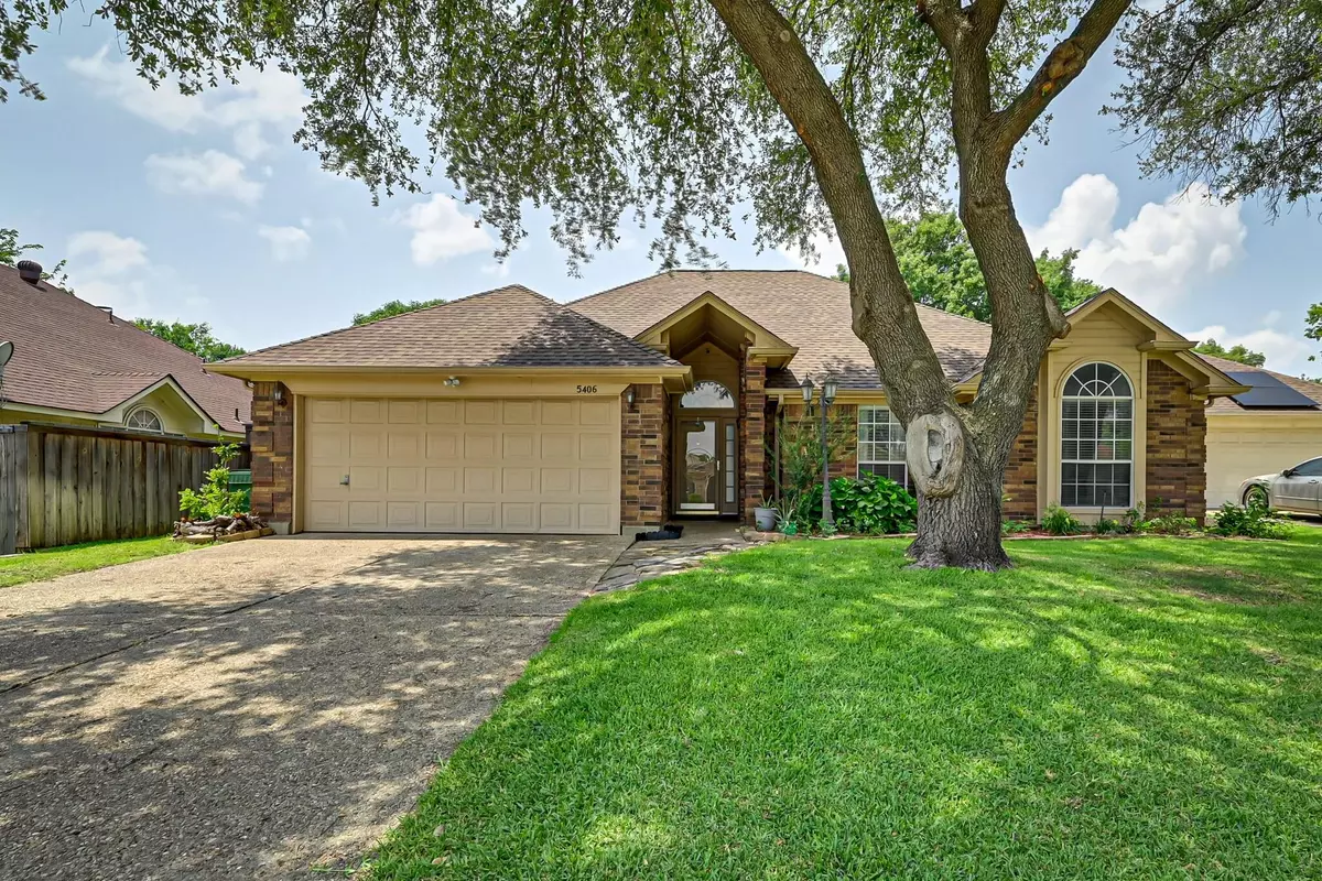 Arlington, TX 76017,5406 Flowerwood Court