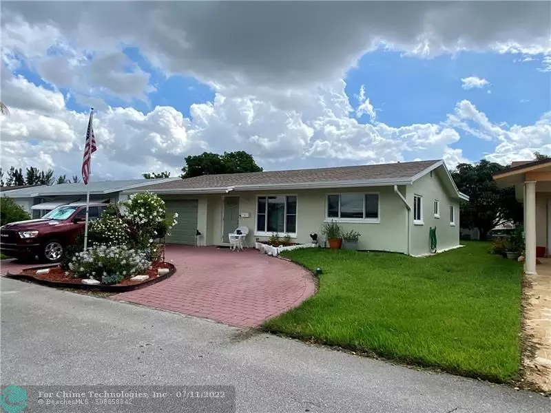 5712 NW 65th Ave, Tamarac, FL 33321