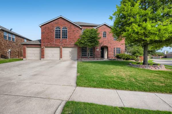 300 Bayberry Trail, Forney, TX 75126