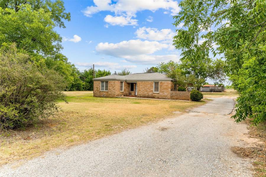 2370 E Washington Street, Stephenville, TX 76401