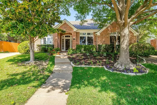 8113 Rain Dance Trail, Fort Worth, TX 76123