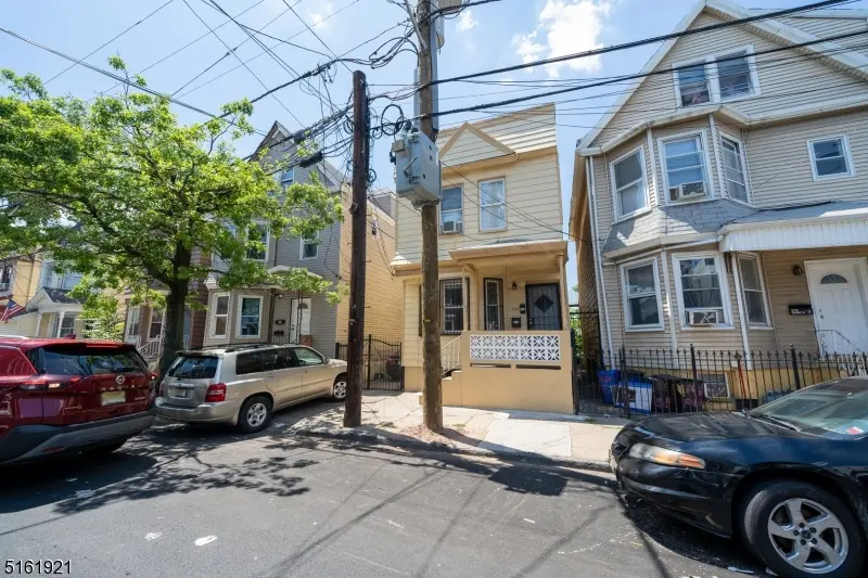 Newark City, NJ 07104,144 Parker St