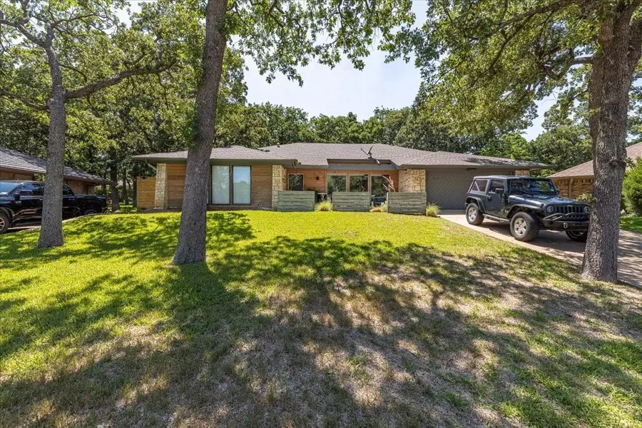 4804 Misty Wood Court, Arlington, TX 76017