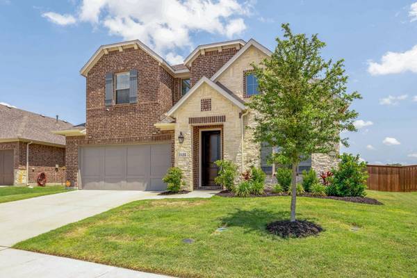 1125 Almond Drive, Forney, TX 75126