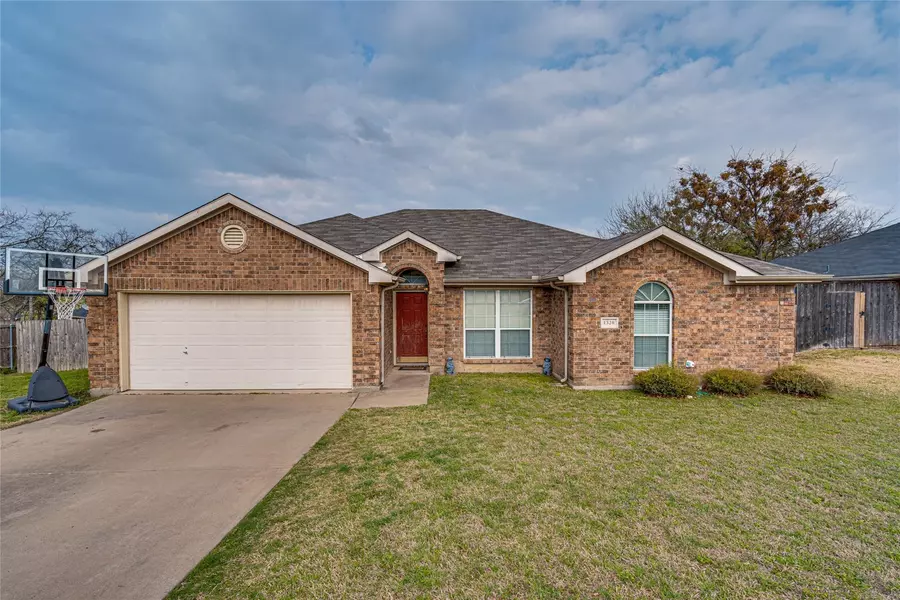 1320 S 3rd Street, Midlothian, TX 76065