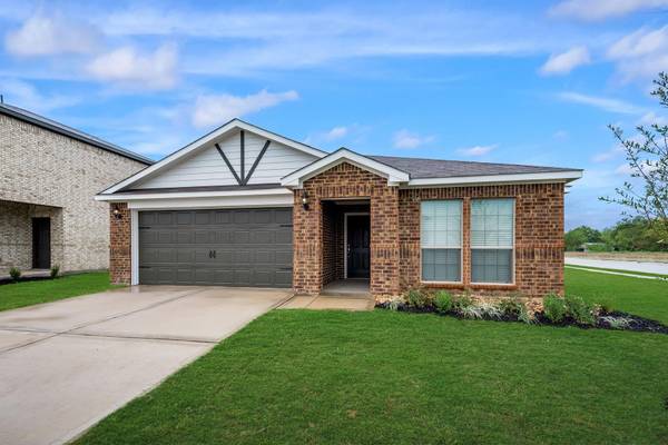 2000 Keeneland Drive, Seagoville, TX 75159