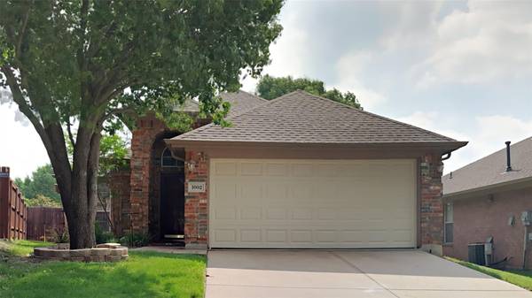 1002 Harwood Court, Euless, TX 76039