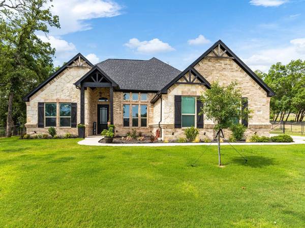 404 Scenic Wood Drive, Reno, TX 76020