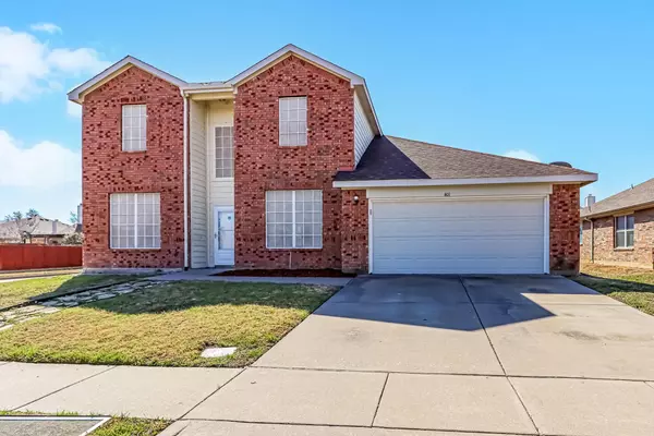 401 Deer Lake Drive, Fort Worth, TX 76140