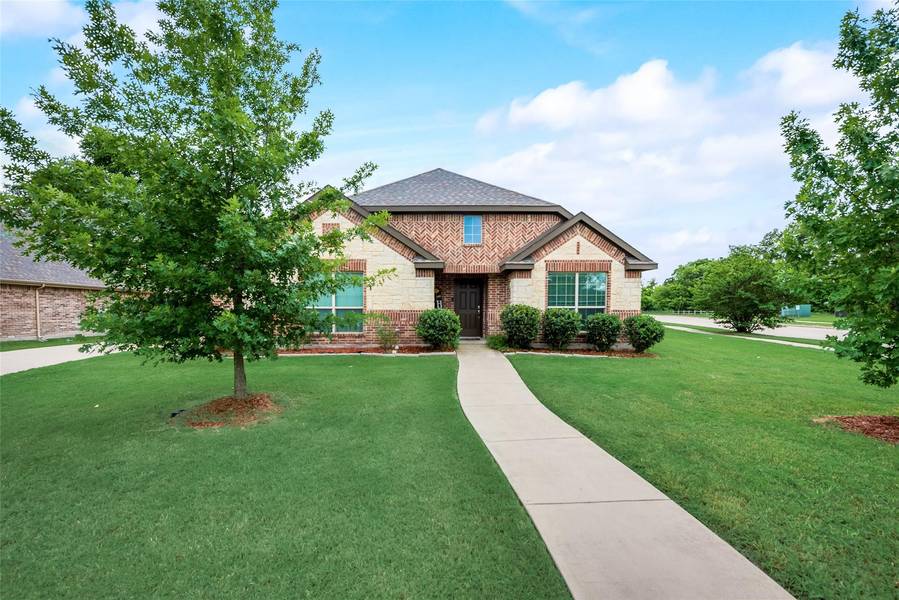 912 Blue Quail Run, Glenn Heights, TX 75154