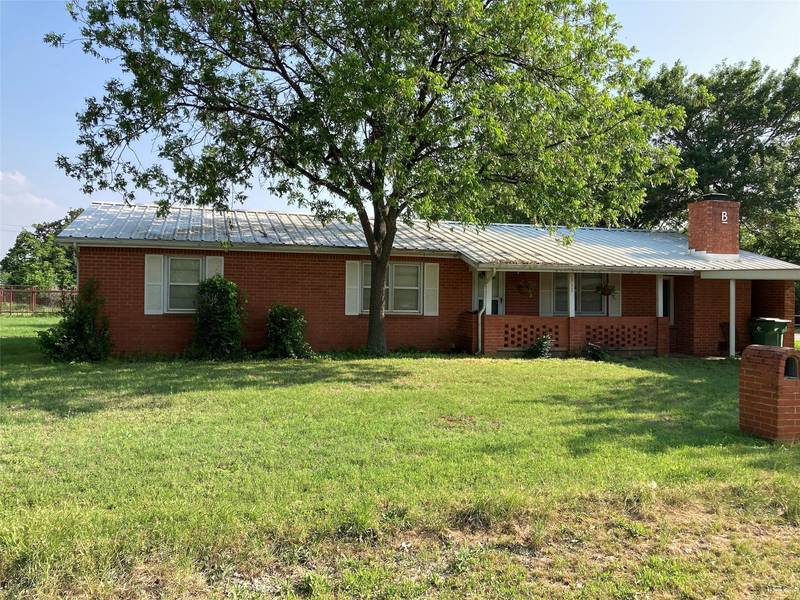 311 Harrison Avenue, Newcastle, TX 76372