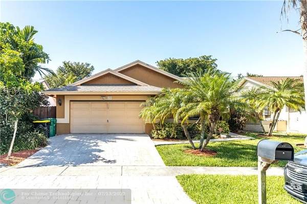 232 SE 9th St,  Dania Beach,  FL 33004