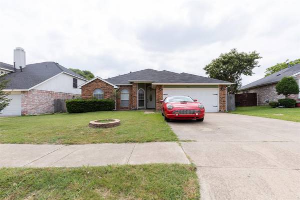 4309 Grason Drive, Grand Prairie, TX 75052