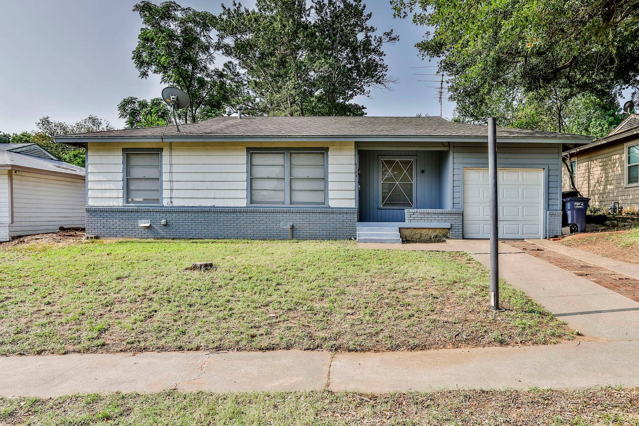 6724 Norma Street, Fort Worth, TX 76112