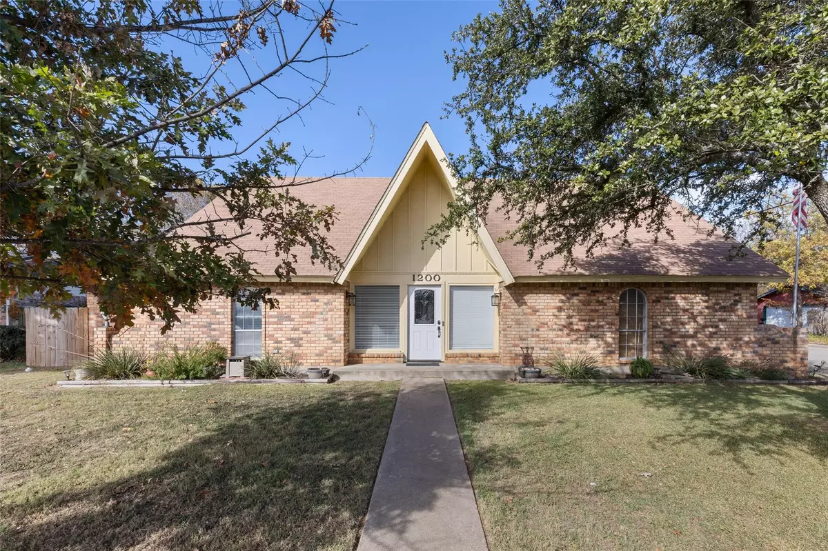 Cleburne, TX 76033,1200 Center Court