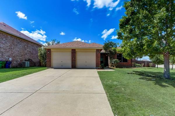 229 Silver Spur Drive, Waxahachie, TX 75165