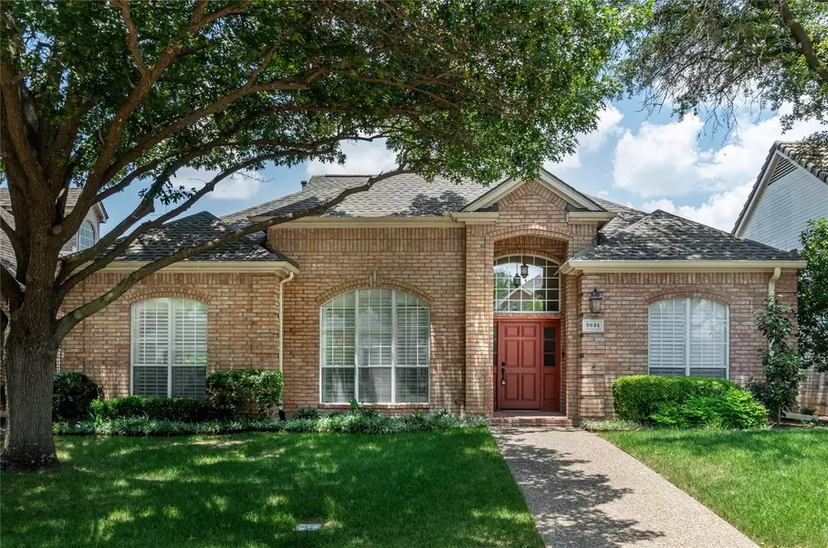 5834 Preston Fairways Drive, Dallas, TX 75252